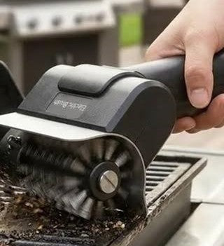 GRILLFORCE™ - Cepillo limpieza de parrilla + 12 Pares de Guantes